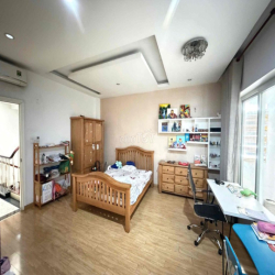 Quá rẻ 12.5tỷ - 120m2 - 5 lầu gần mặt tiền Lê Hoàng Phái, P.17, Gò Vấp