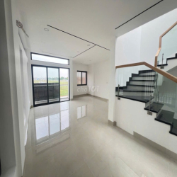 ĐTL cho thuê BT 8x20,5m, đường 18 (20m), hoàn thiện NT giá 18tr/th