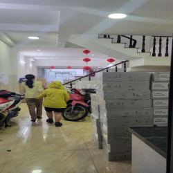 cho thuê nhà đường F khu 38ha F TÂN YHƠIS NHẤT QU12 dt90m2 giá 15tr