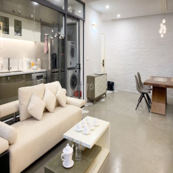 2pn/2wc 16tr full nội thất Golden Mansion