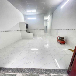 Cho thuê nhà trệt nguyên căn 4x16m 2phòng gần Cầu Bình Thuỷ2
