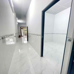 Cho thuê nhà trệt nguyên căn 4x16m 2phòng gần Cầu Bình Thuỷ2