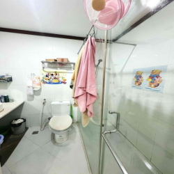 Share lại 1 phòng ngủ có pvs riêng trong phòng chung cư đường Trần Xuâ