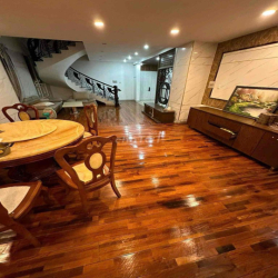 Share lại 1 phòng ngủ có pvs riêng trong phòng chung cư đường Trần Xuâ