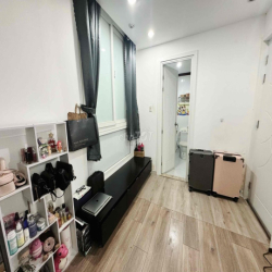 Share lại 1 phòng ngủ có pvs riêng trong phòng chung cư đường Trần Xuâ