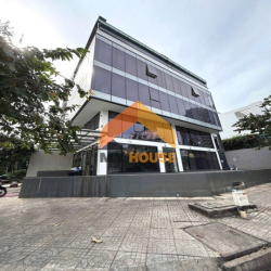 SIÊU PHẨM TRUNG TÂM Q2 TÒA VĂN PHÒNG KÍNH SÀN SUỐT 450m2 THANG MÁY