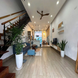 Cho thuê villa 2 mặt tiền  đẹp khu đô thị sinh thái Hoà Xuân