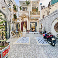 💟 Cho thuê nhà vila có san để đc 2 chiếc 🚘  mặt tiền bùi quang là p12