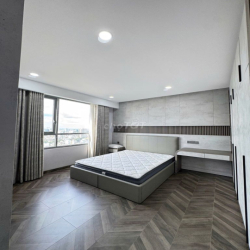 Gold view q4 loại 3PN 117m2 e có 8 căn giá 24 - 27tr cho thuê, đủ NT