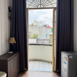 Cho Thuê Phòng Đẹp Quận Phú Nhuận (có ban công, nội thất) Ưu Tiên Nữ