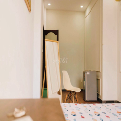 Cho Thuê Phòng Đẹp Quận Phú Nhuận (có ban công, nội thất) Ưu Tiên Nữ