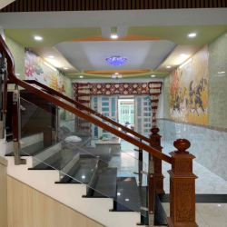 CHO THUÊ NHÀ 3 LẦU LĐT P6