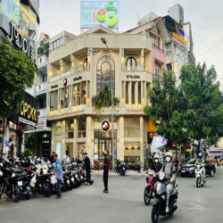 Ngang 17x12m Góc 2MT Khu F&B Phan Xích Long, Phú Nhuận- 5 tầng Hầm