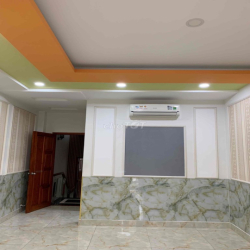 CHO THUÊ NHÀ 3 LẦU LĐT P6