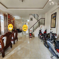 CHO THUÊ 1 PHẦN  BIỆT THỰ 10x20M KHU HIỆP BÌNH