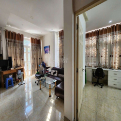 CHO THUÊ 1 PHẦN  BIỆT THỰ 10x20M KHU HIỆP BÌNH