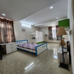 CHO THUÊ 1 PHẦN  BIỆT THỰ 10x20M KHU HIỆP BÌNH