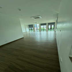 VP 125M2 CHO THUÊ TẠI 343 NGUYỄN KHANG, MỚI, ĐẸP, VIEW SÔNG