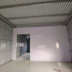 BÁN NHÀ CẤP 4. GIẤY TAY. MỚI XÂY HẺM RẠCH CẦN XÂY