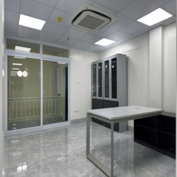 Cho thuê văn phòng 70m²; Mặt phố; Ô tô đỗ cửa; Chỉ 11 triệu/tháng