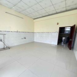 CHO THUÊ NHÀ TRỆT LỬNG LẦU HƯNG PHÚ CTY8 3PN GIÁ 7.5TR/THÁNG