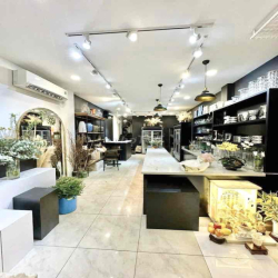 Mặt Tiền Kinh Doanh 92A VƯỜN LÀI, 4 x 18m, 2 Lầu, 3 Phòng, 3 WC