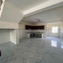 CHO THUÊ NHÀ TRỆT LỬNG LẦU HƯNG PHÚ CTY8 3PN GIÁ 7.5TR/THÁNG