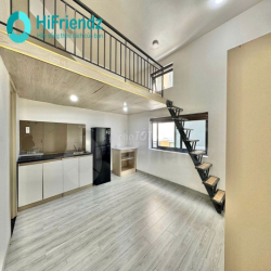 CĂN HỘ MINI ĐẸP GIÁ RẺ, GÁC CAO RỘNG CỬA SỔ THOÁNG, MỚI 100% GẦN QUẬN1