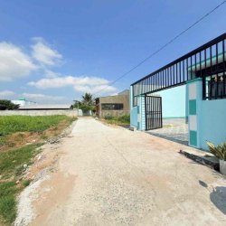 Nhà Mới 5 x 20m Ngay Lộc Mỹ Lộc 2 Phòng Ngủ Đường ÔTô . Sổ Hoàn Công