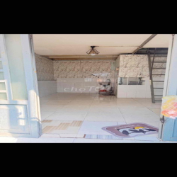 ở hoặc kinh doanh