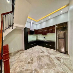 Cho Thuê Villa Có Hồ Bơi Đường Nguyễn Đình Hoàn