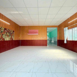 Nhà Mới 5 x 20m Ngay Lộc Mỹ Lộc 2 Phòng Ngủ Đường ÔTô . Sổ Hoàn Công