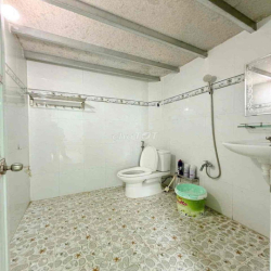 Nhà Mới 5 x 20m Ngay Lộc Mỹ Lộc 2 Phòng Ngủ Đường ÔTô . Sổ Hoàn Công