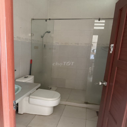 Cho thuê nhà Bình Phú P10, Q6, 20 triệu