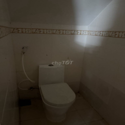 Cho thuê nhà Bình Phú P10, Q6, 20 triệu