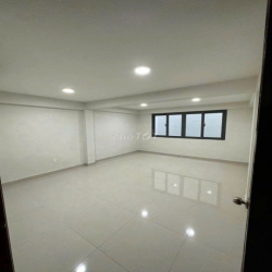 Cần cho thuê nhà HXH 449/2A Trường Chinh P.14 Q.Tân Bình có thang máy