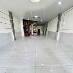 CHO THUÊ NHÀ 3 LẦU ĐẸP MẶT TIỀN QUỐC LỘ 1A KDC VĂN HOÁ TÂY ĐÔ