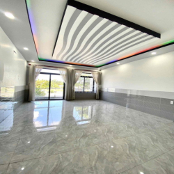 CHO THUÊ NHÀ 3 LẦU ĐẸP MẶT TIỀN QUỐC LỘ 1A KDC VĂN HOÁ TÂY ĐÔ