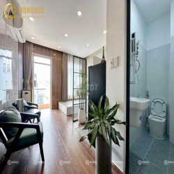 Căn Hộ Ban Công Thoáng Mát ngay Etown Cộng Hoà