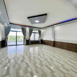 CHO THUÊ NHÀ 3 LẦU ĐẸP MẶT TIỀN QUỐC LỘ 1A KDC VĂN HOÁ TÂY ĐÔ