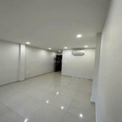 Cần cho thuê nhà HXH 449/2A Trường Chinh P.14 Q.Tân Bình có thang máy