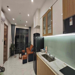 Cho thuê căn 2PN toà GH 3 nhà mới Full nội thấy vinhome Q9