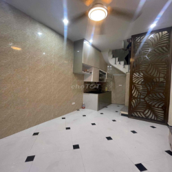 cho thuê nhà 4 tầng full đồ giá 7tr