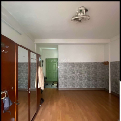 [CHO THUÊ] PHÒNG 25M2 CÓ BAN CÔNG + WC RIÊNG, KV PHÚ NHUẬN