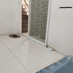 khu Yên Tĩnh, thoáng mát, gần nhà thờ, gần chợ ,