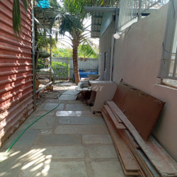 Cho thuê nhà làm văn phòng/kho giá rẻ