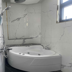 🏡 Cho thuê Villa góc 2 mặt tiền Trường Lưu – Long Trường – TP Thủ Đức