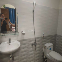 GIẢM NGAY 50% TIỀN THUÊ PHÒNG - VỊ TRÍ CHỢ LONG TRƯỜNG - PHÒNG ĐẦY ĐỦ