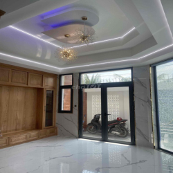 🏡 Cho thuê Villa góc 2 mặt tiền Trường Lưu – Long Trường – TP Thủ Đức