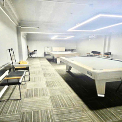 NHÀ MẶT TIỀN ỐP KÍNH KHU ĐƯỜNG D , Q-BÌNH THẠNH - 6 Tầng - Thang máy